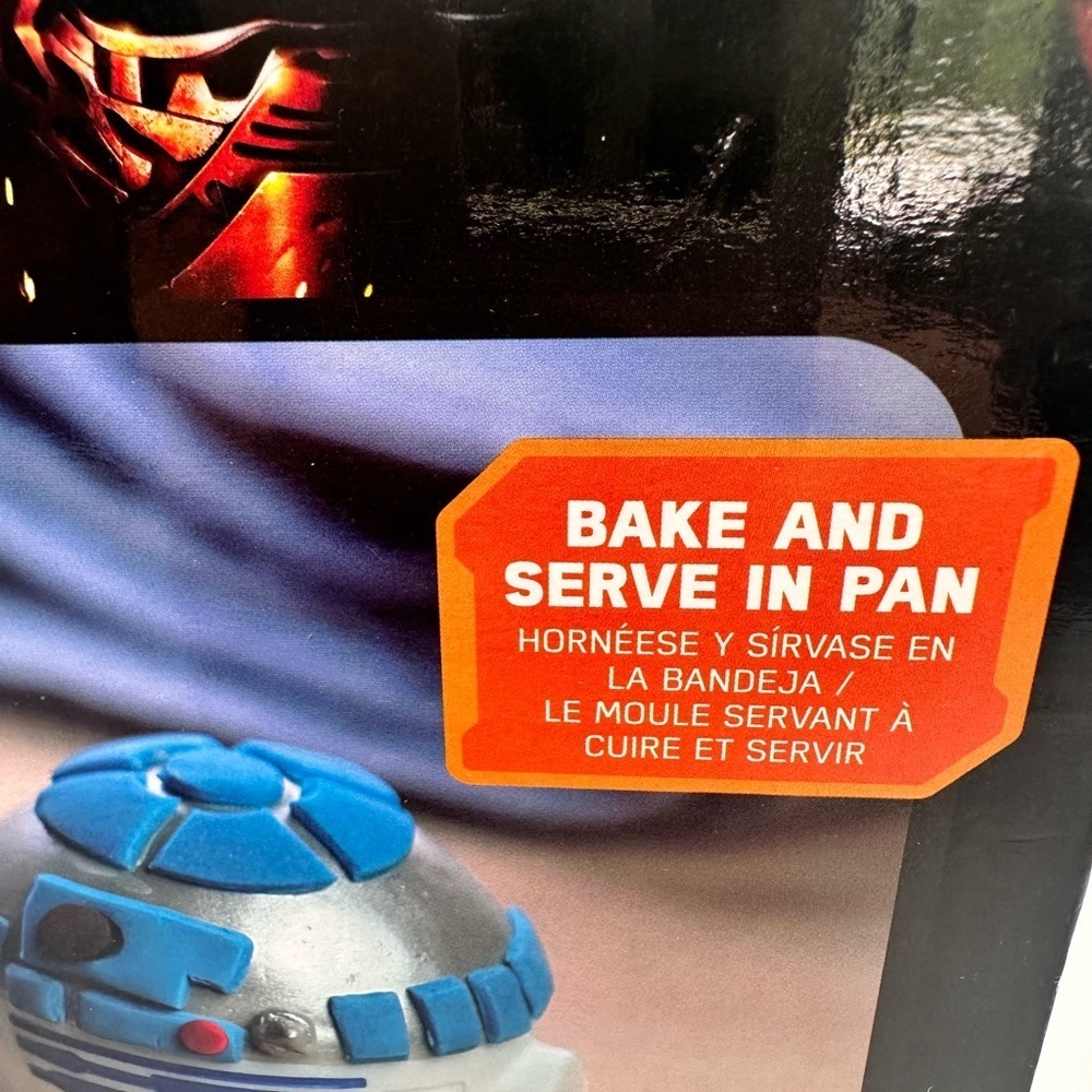 Star Wars R2-D2 cupcake pans - Picture 2 of 7